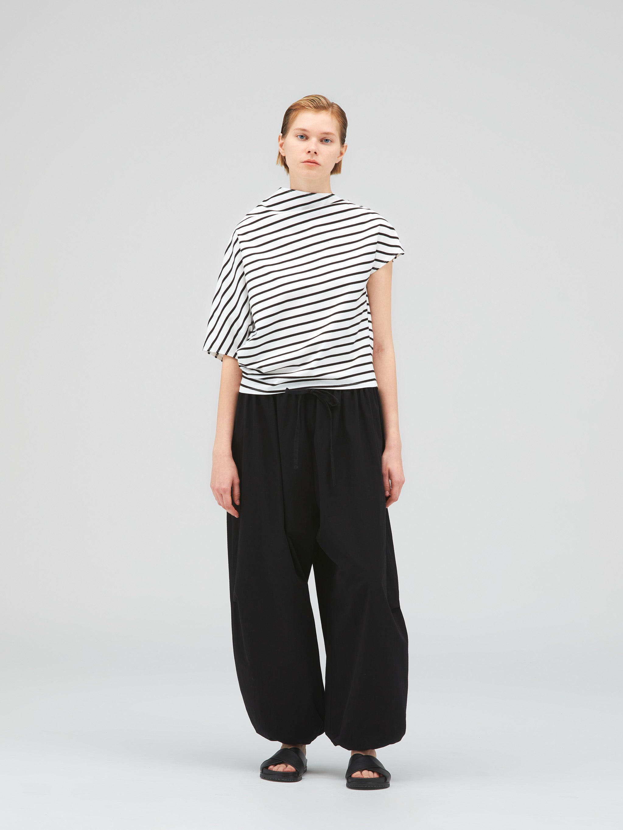 パンツ irumo1996 drawstring hem volume PT | 1-260092 – mizuiro ind