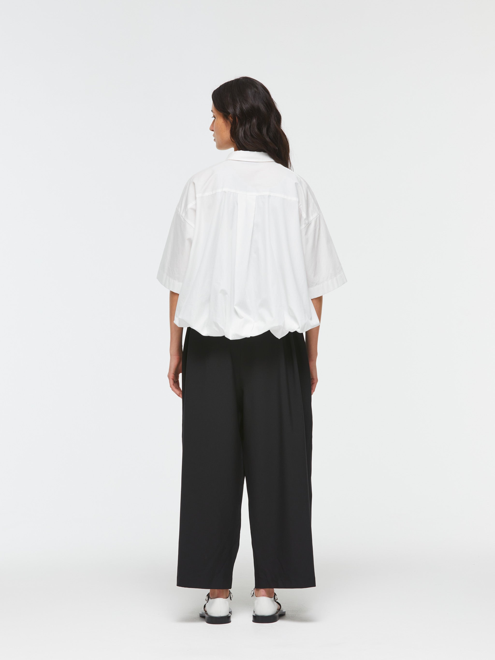 1-230137_03.jpg?v=1768530979&