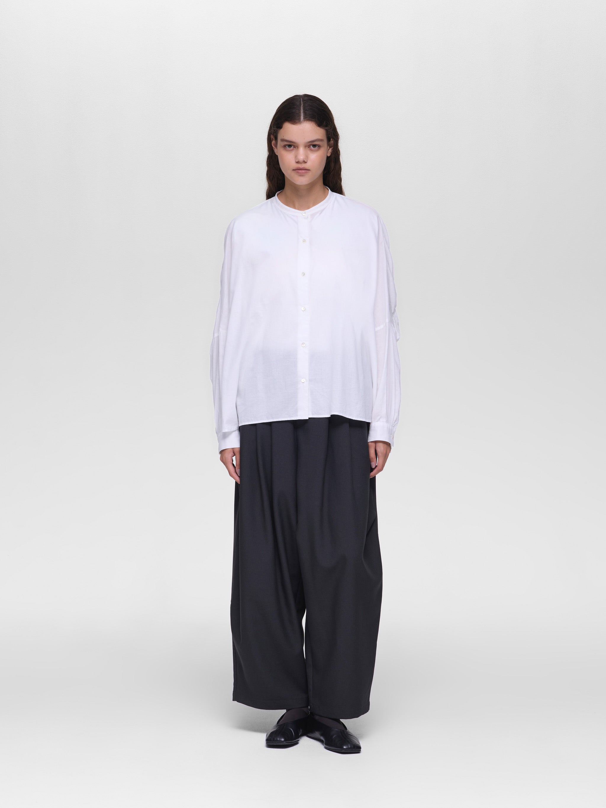 back gather wide shirt | 1-238975 – mizuiro ind