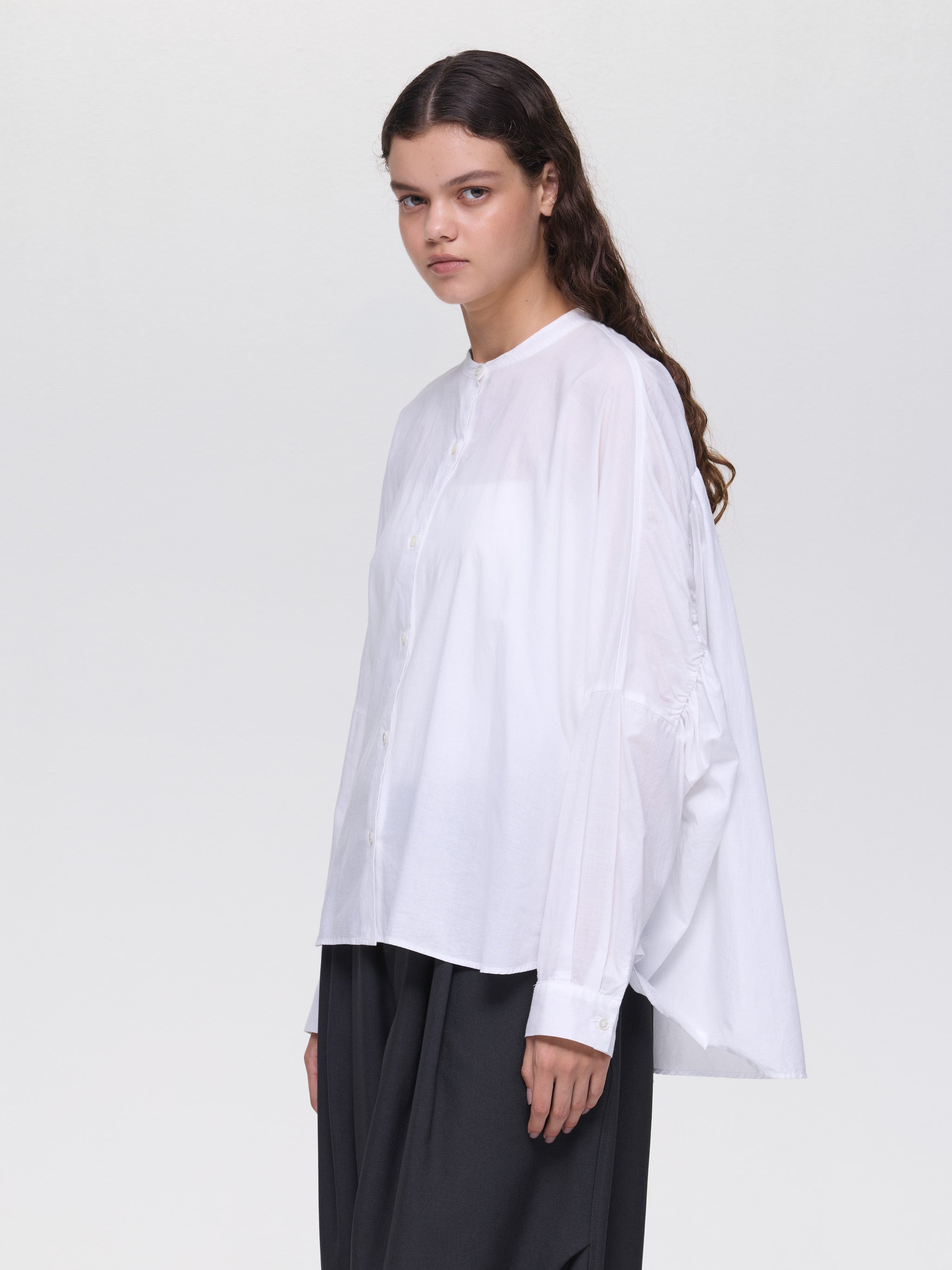 back gather wide shirt | 1-238975 – mizuiro ind