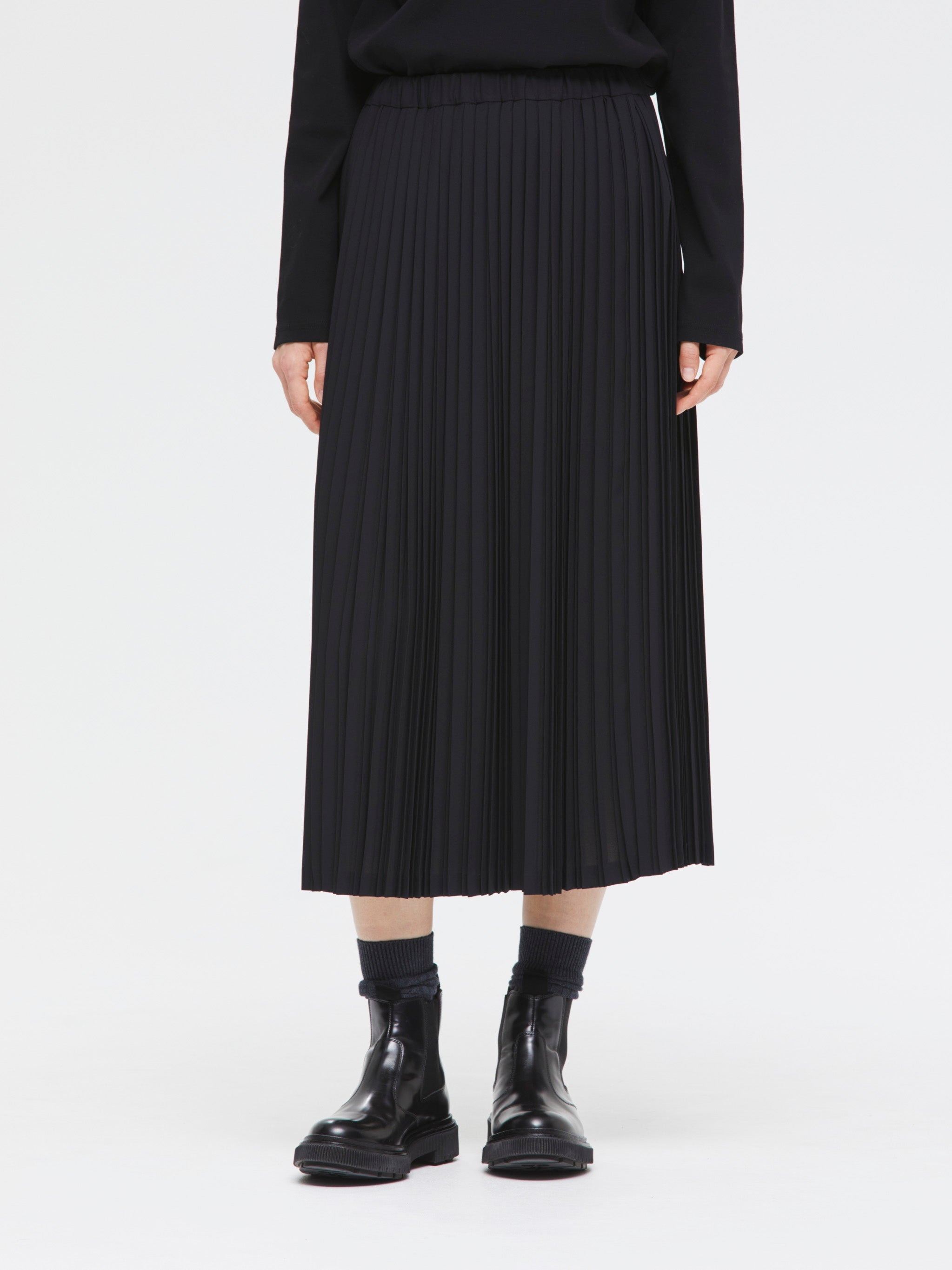 パンツ pleats pleats PLEATS PLEASE ISSEY MIYAKE – isseymiyake.com