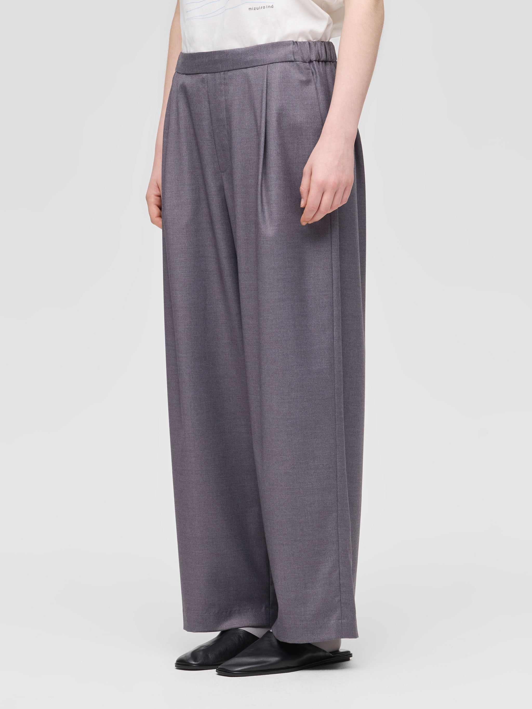 two tuck slacks | 1-260100 – mizuiro ind