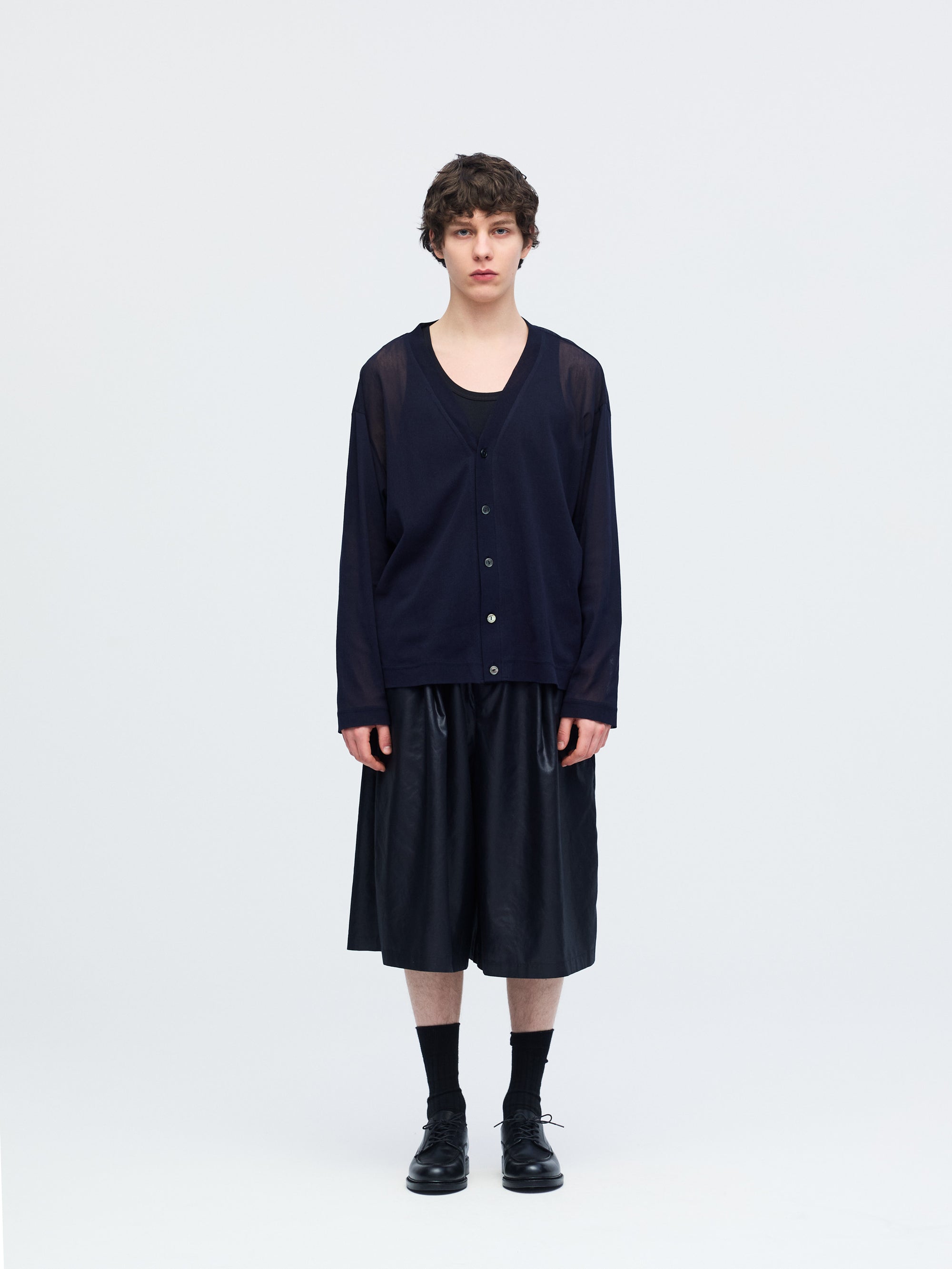glossy wide half pants