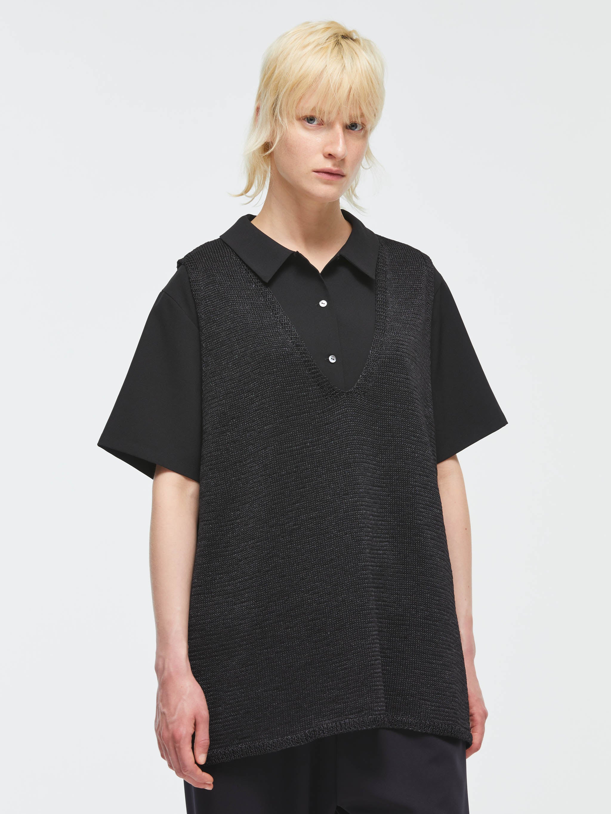 wide V neck vest | 2-220029 – mizuiro ind
