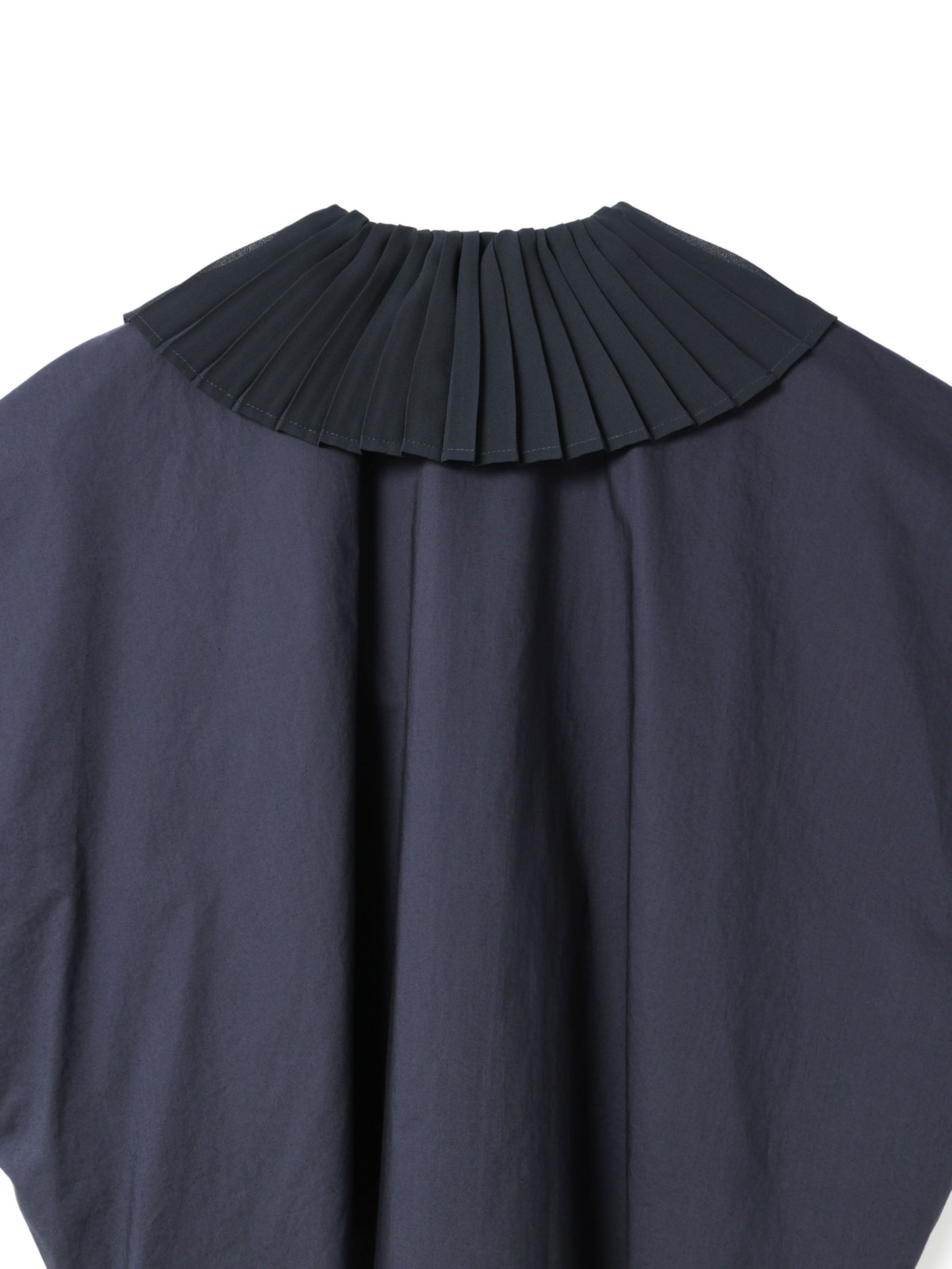 新品タグ付き　mizuiro ind　pleats collar shirts セール】mizuiro ind pleats collar shirts（シャツ/ブラウス