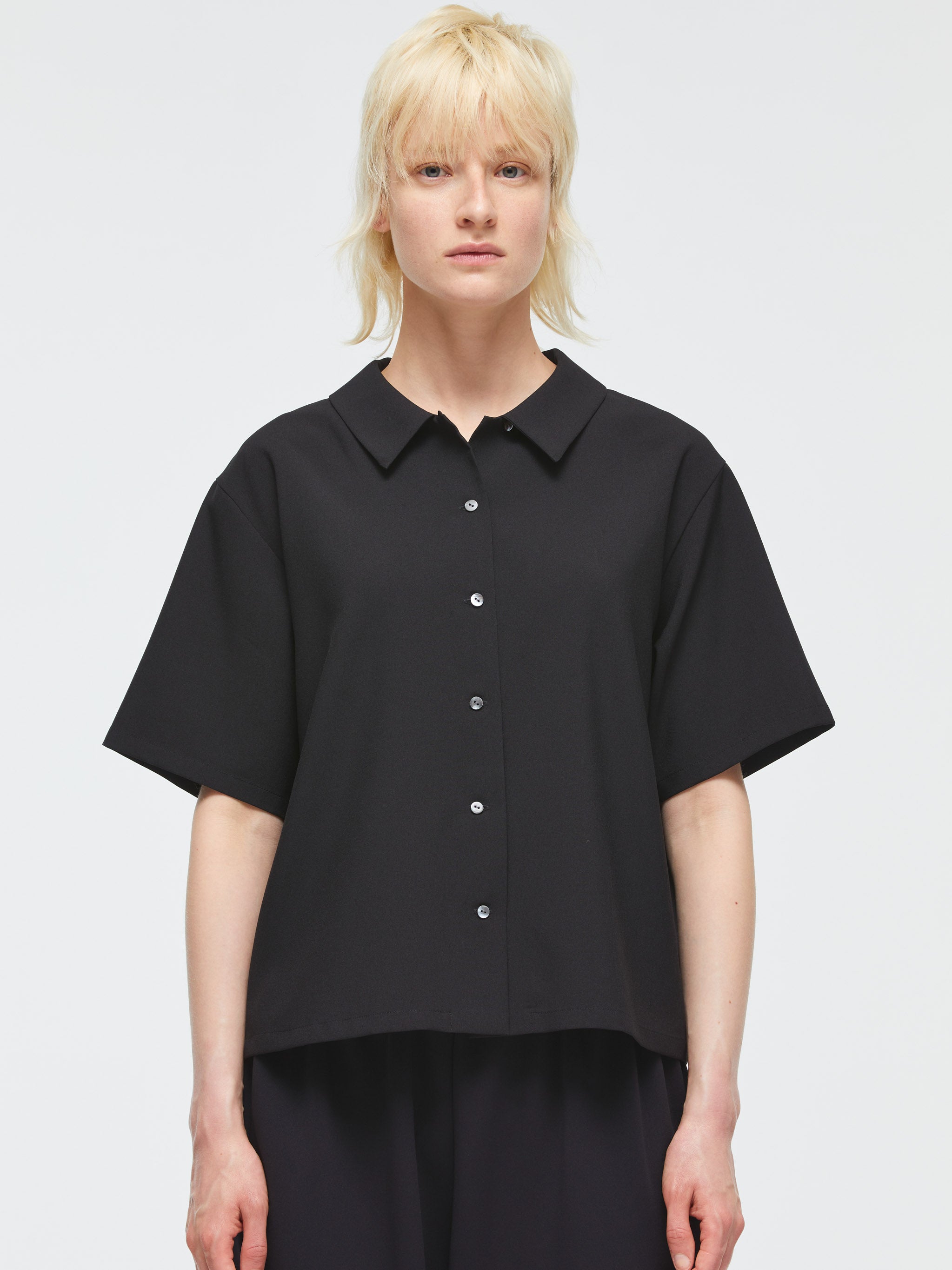 【新品未使用】mizuiro ind no collar half slv CT poplin half slv shirt | 2-230099 – mizuiro ind