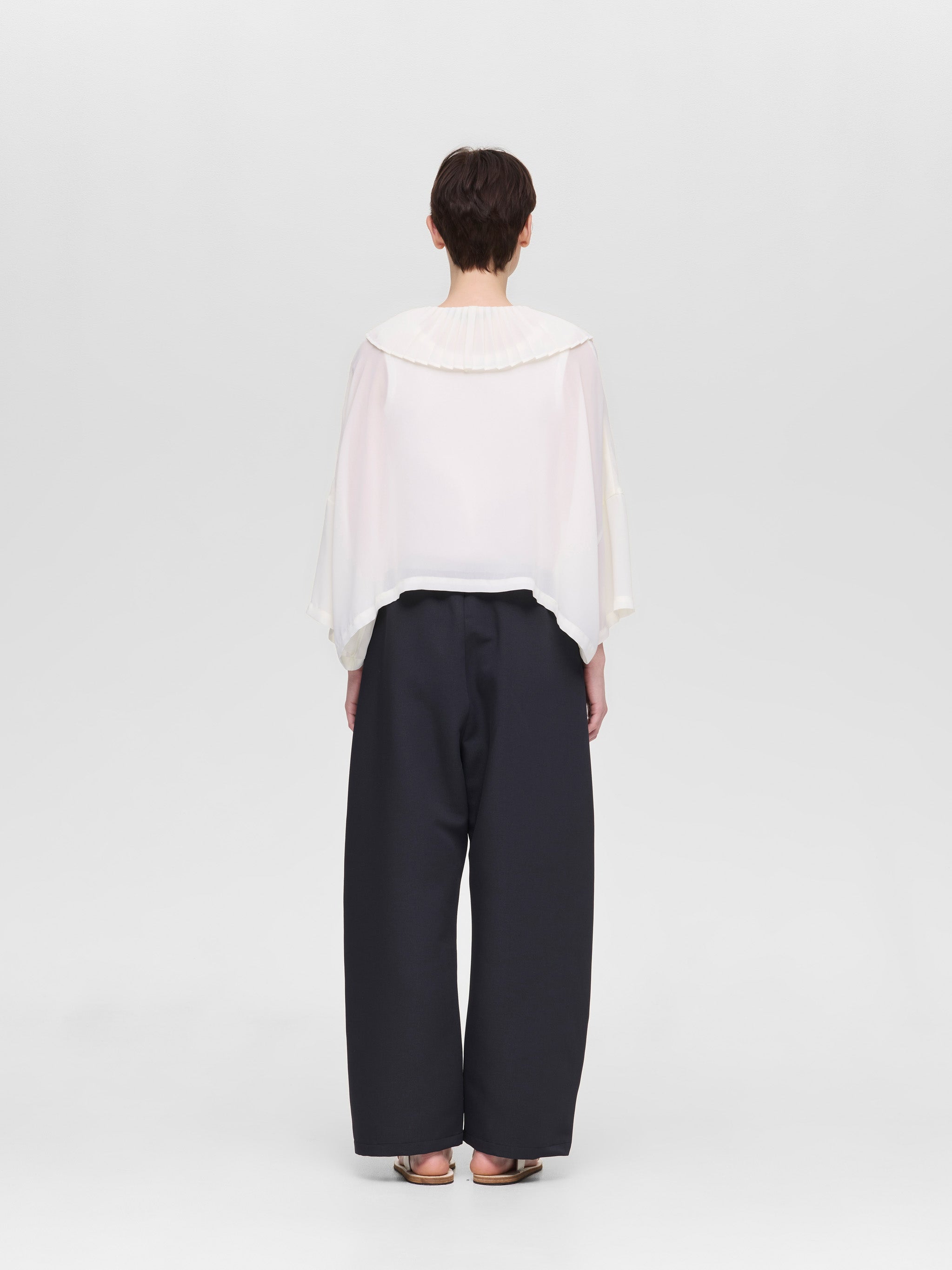 pleats collar wide shirt | 2-230117 – mizuiro ind