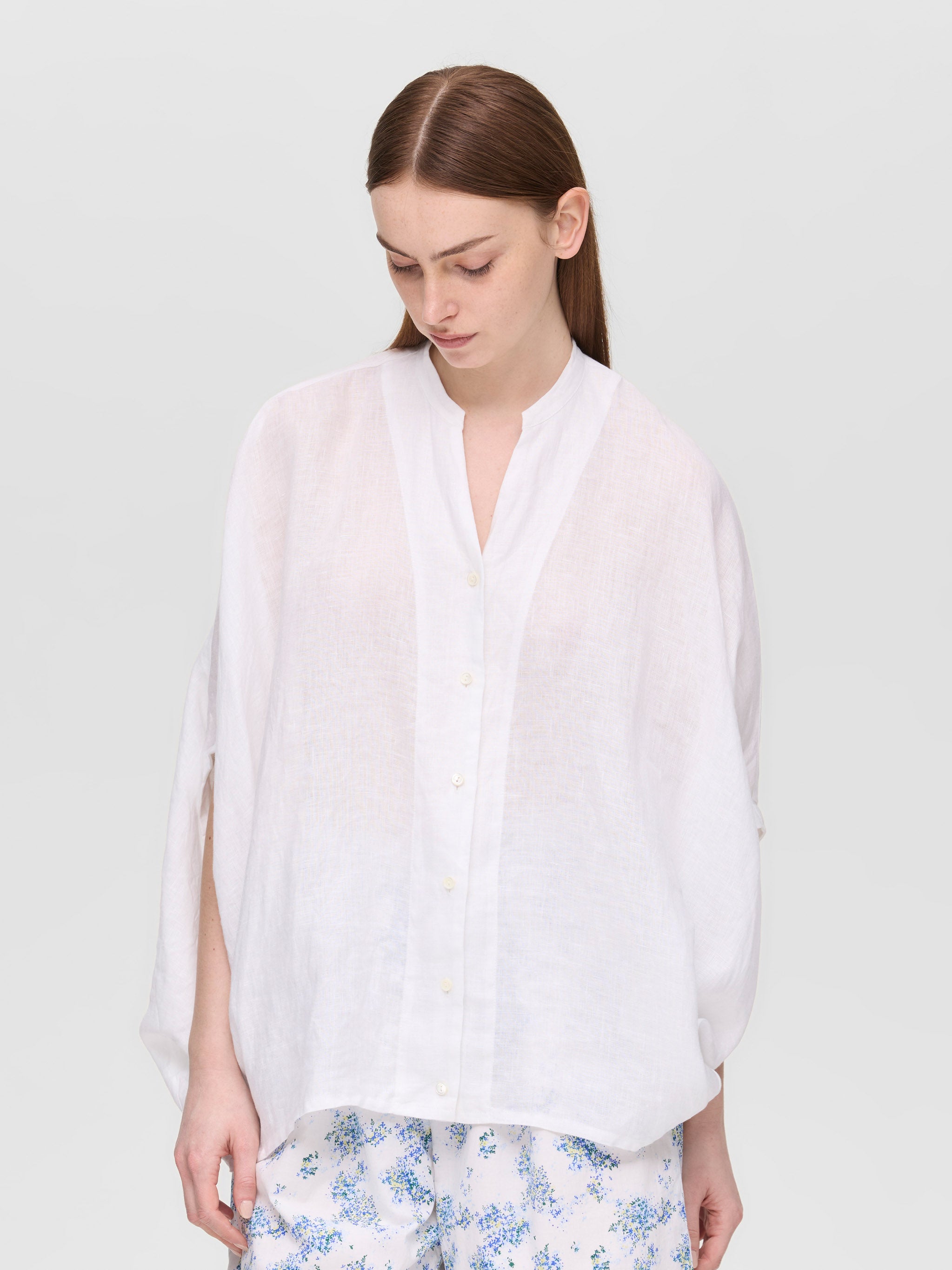 linen stand collar cocoon shirt | 2-230136 – mizuiro ind