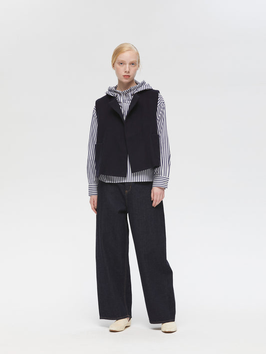 crew neck vest with pockets | 3-230097