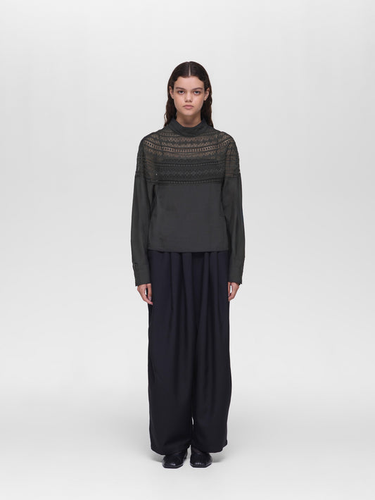 lace yoke high neck shirt | 3-230122