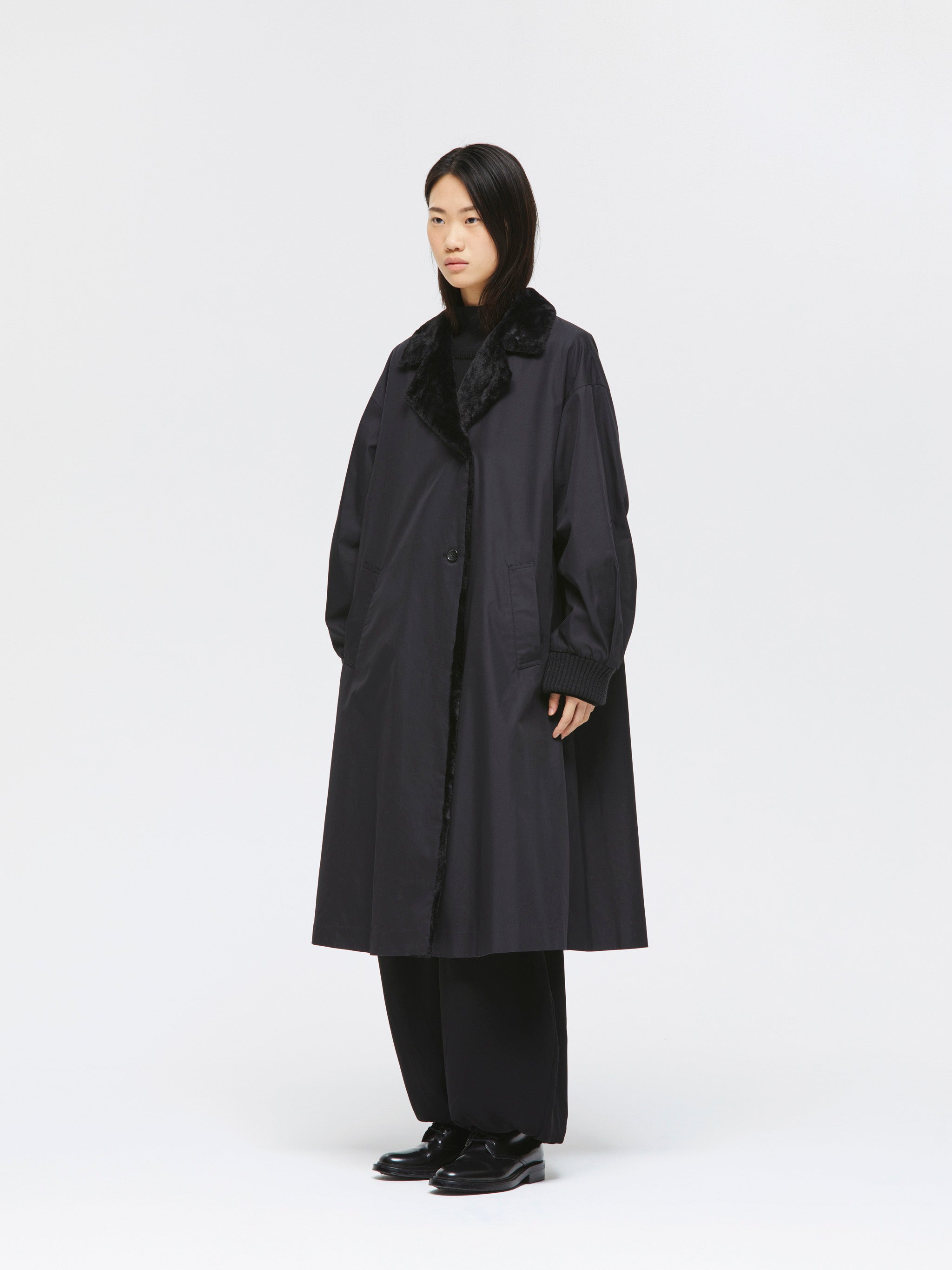 3-270052_02.jpg?v=1760088512&