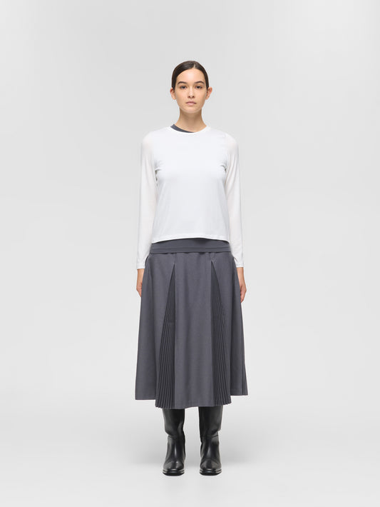 layered T | 4-210036