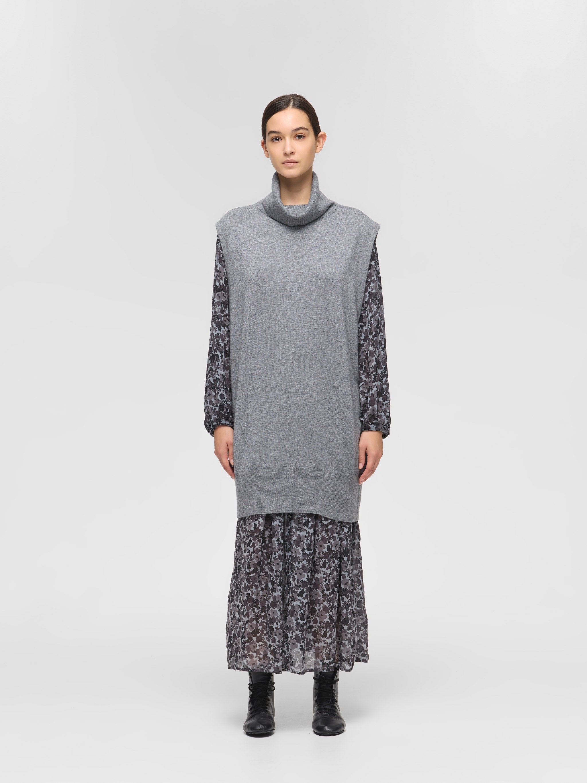 Tops｜mizuiro ind online boutique - ミズイロインド 公式オンライン