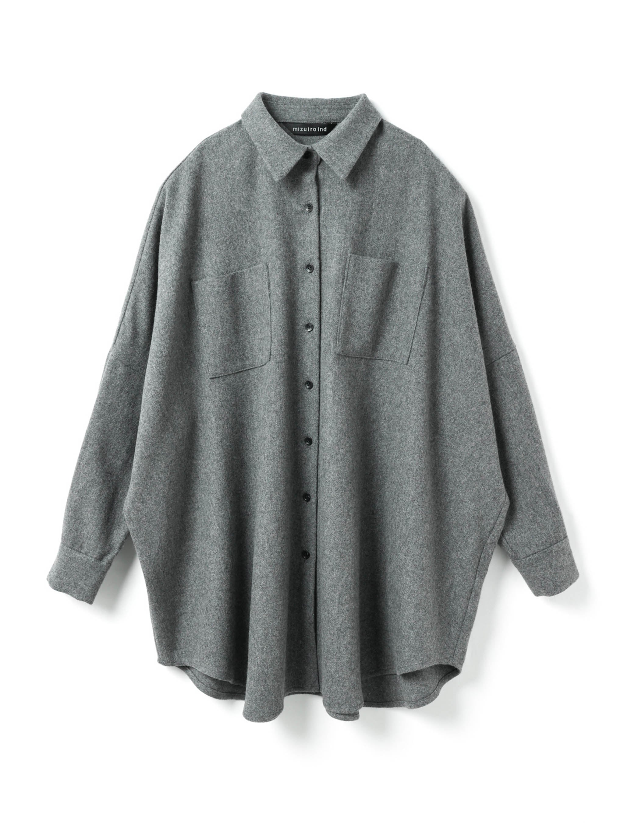 wide shirt with pockets | 4-230063 – mizuiro ind
